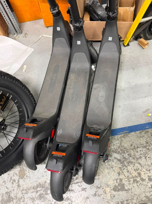 Refurbished (Excellent) Phantom A10 Electric Scooter | 45km Range • 25km/h • 400W Motor